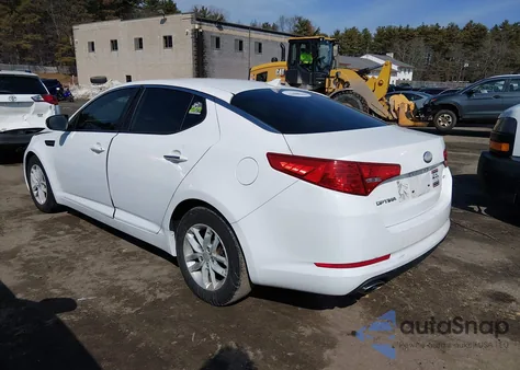 2013 Kia Optima Lx z USA, uszkodzony, nr VIN KNAGM4A74D5394355